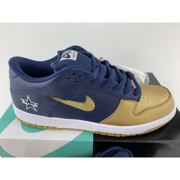 Supreme x Nike SB Dunk Low OG QS Men’s Size 9.5 Navy Gold Jewel - Picture 4 of 12